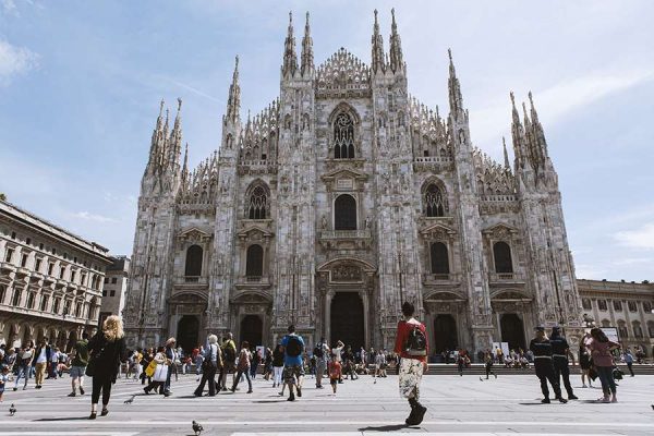 Tour du lịch Ý Nhà thờ Duomo